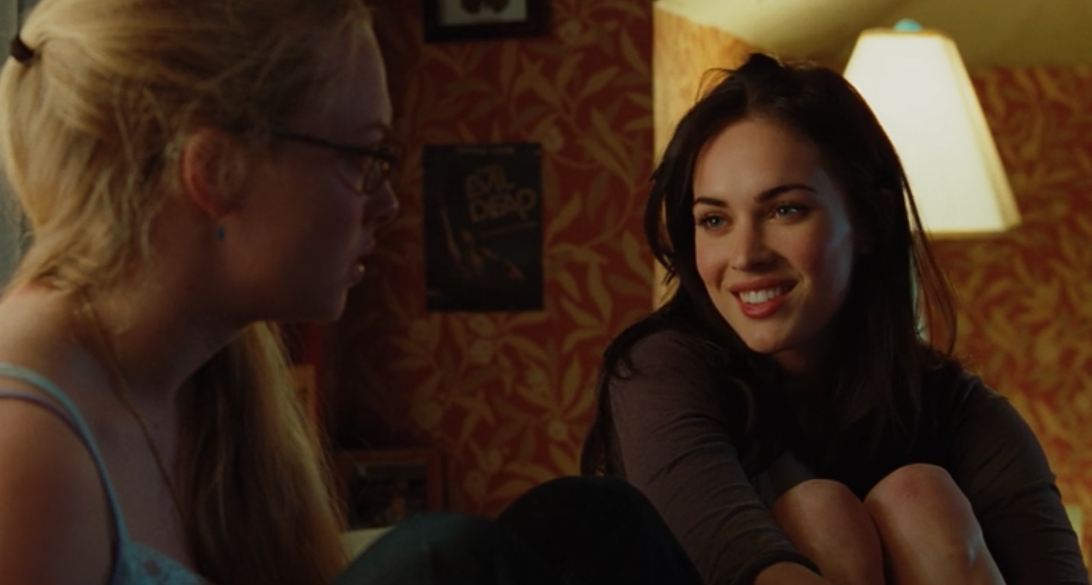 Kiss and Kill: Celebrated Sexuality in Jennifer's Body — NO CONTACT